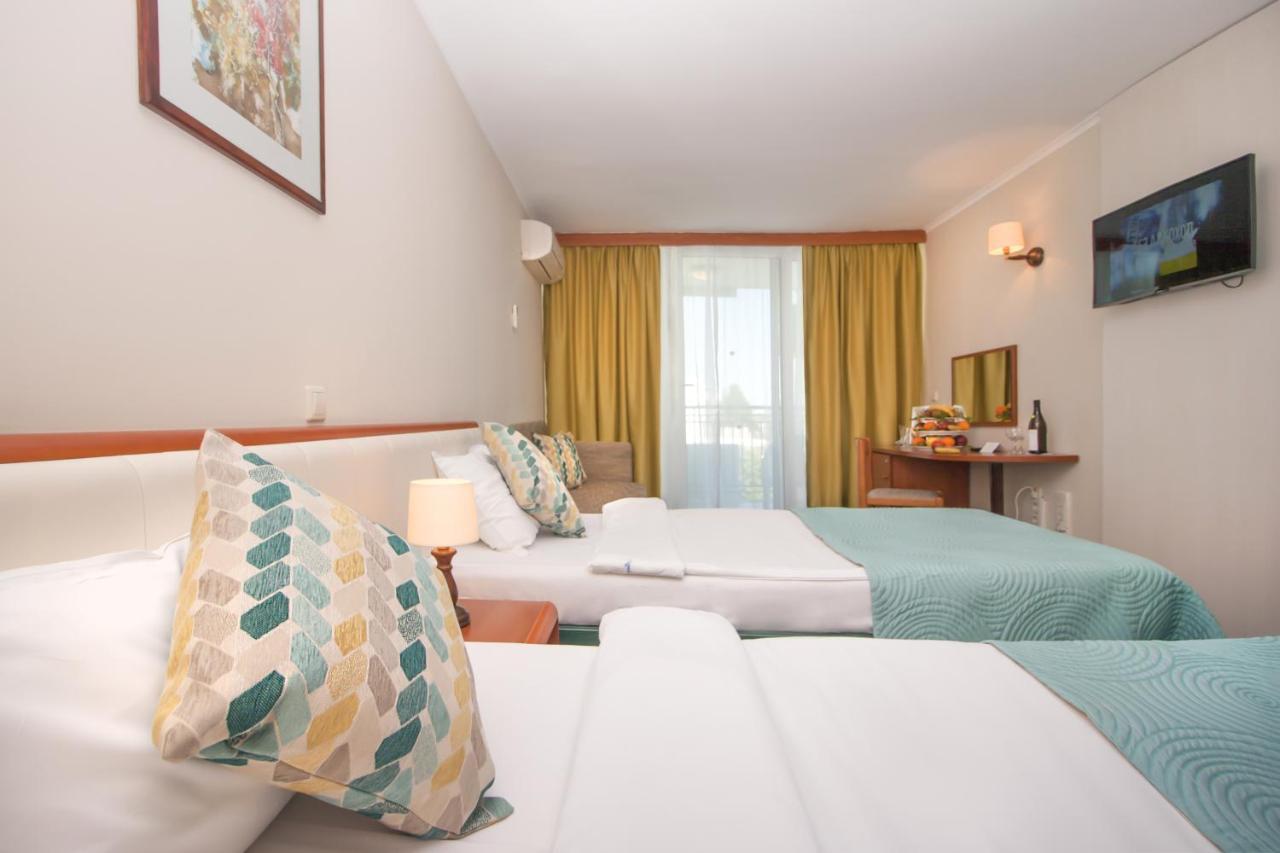 Hotel Laguna Garden Albena Kültér fotó