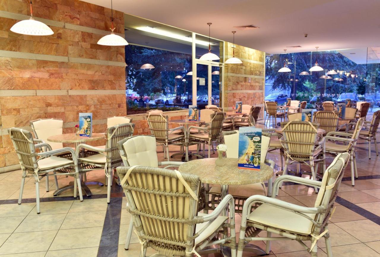 Hotel Laguna Garden Albena Kültér fotó